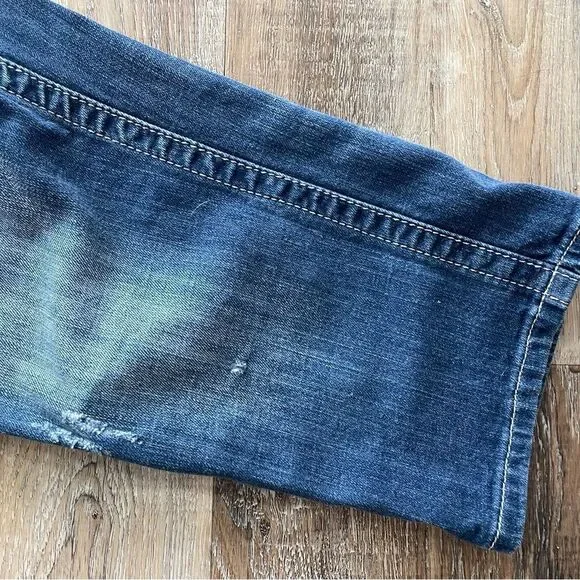 Miss Me Easy Crop Jeans Size 31 - Picture 3 of 10